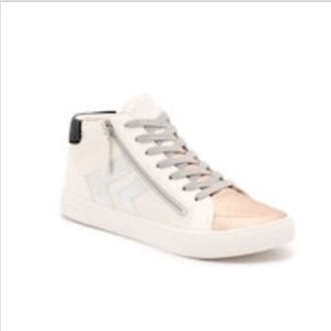 DOLCE VITA ZELLO MID-TOP SNEAKER